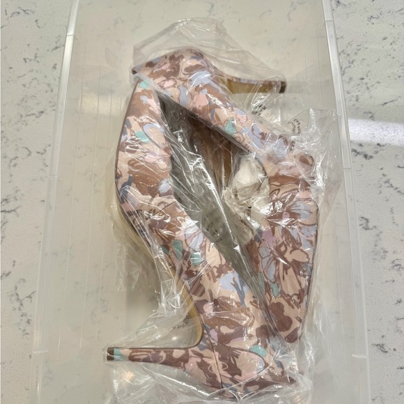 BCBGeneration Floral Heels in Pink and Blue - Picture 6 of 6